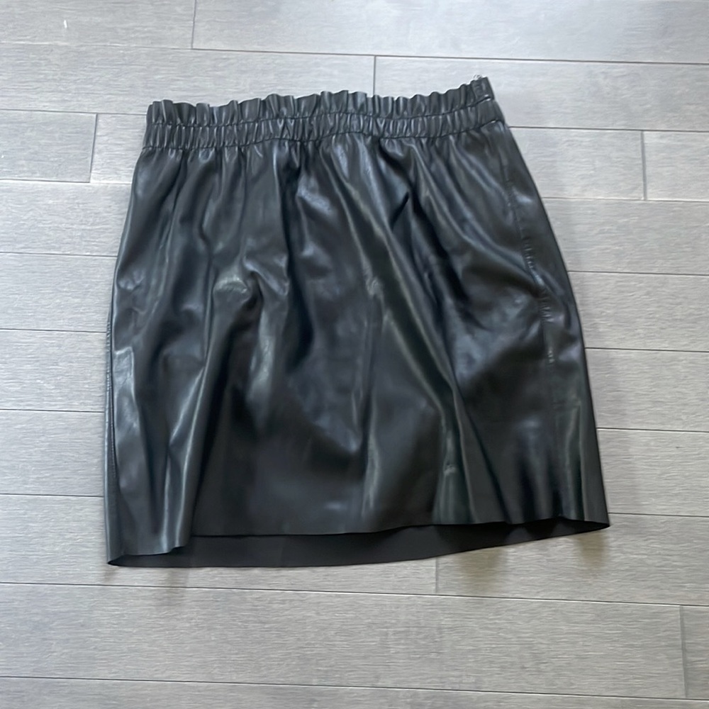 Leather skirt